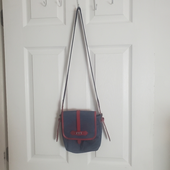 Cross body bag with lots of pockets - Picture 1 of 12